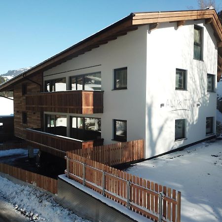 Almhittn - Luxus Appartements Finkenberg Eksteriør bilde
