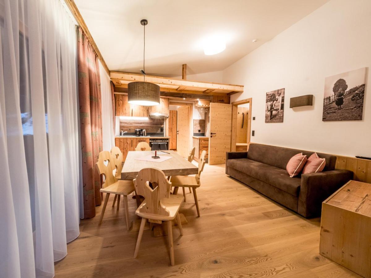Almhittn - Luxus Appartements Finkenberg Eksteriør bilde