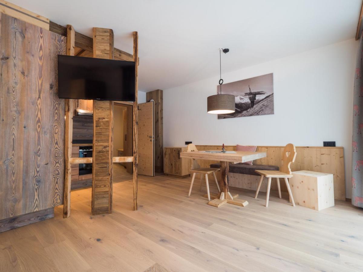 Almhittn - Luxus Appartements Finkenberg Eksteriør bilde