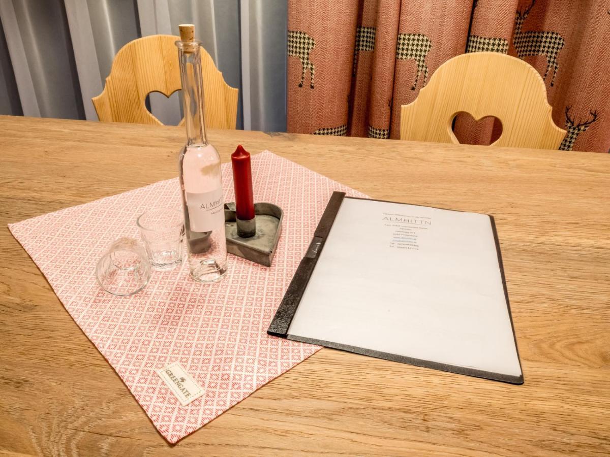 Almhittn - Luxus Appartements Finkenberg Eksteriør bilde